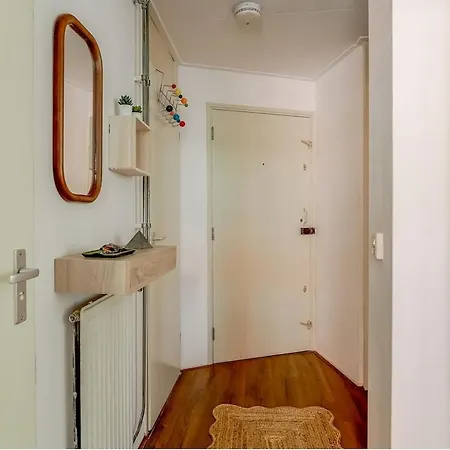 Sunny And Spacious 1br Flat In Trendy Oost 10 Min To Center Apartmán